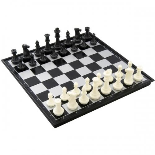 Шахи чорно-білі